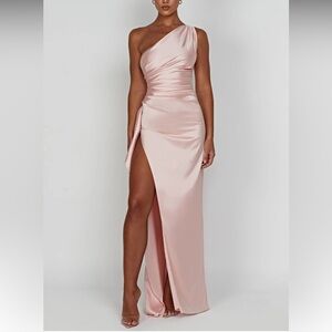 Elegant One-Shoulder Blush Evening Gown